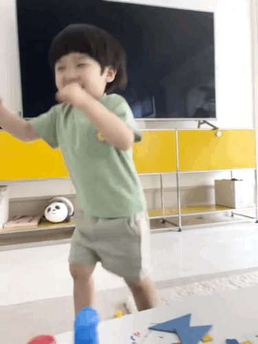 16194908791168.gif